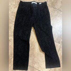 Old Navy Black Leopard Print Cropped Pants